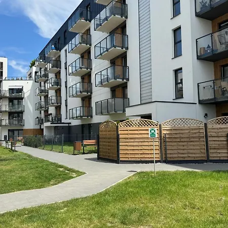 Grunwald - Ptasia 300m Od Stadionu * Poznaň