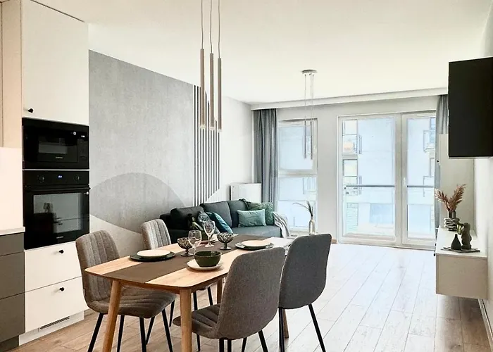 Grunwald - Ptasia 300m Od Stadionu * Poznań