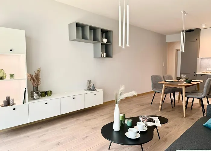 Grunwald - Ptasia 300m Od Stadionu